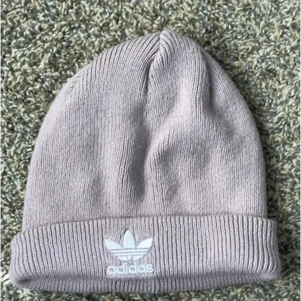 ADIDAS TREFOIL LAVENDER‎ PURPLE BEANIE  HAT STRETCH CUFF STYLE ACRYLIC